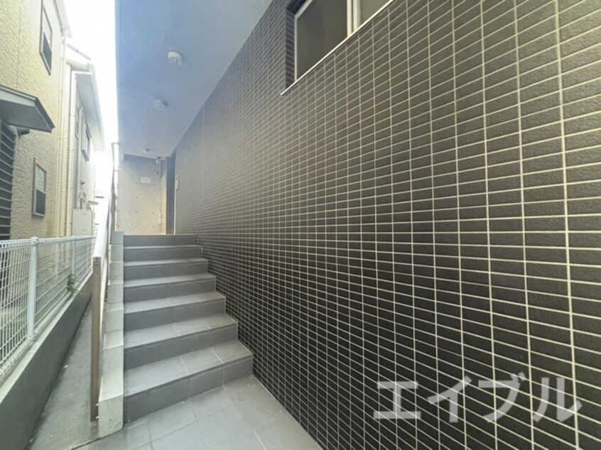 エントランス部分 Ｙ´ｓ　ＴＥＲＲＡＣＥ