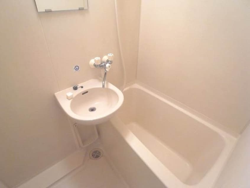 バス／シャワールーム等 マクシーズ博多