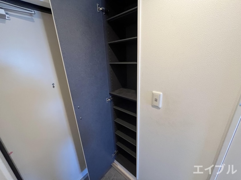 靴箱 Ｓｔｏｒｙ