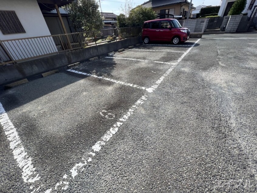 駐車場 横手ビル