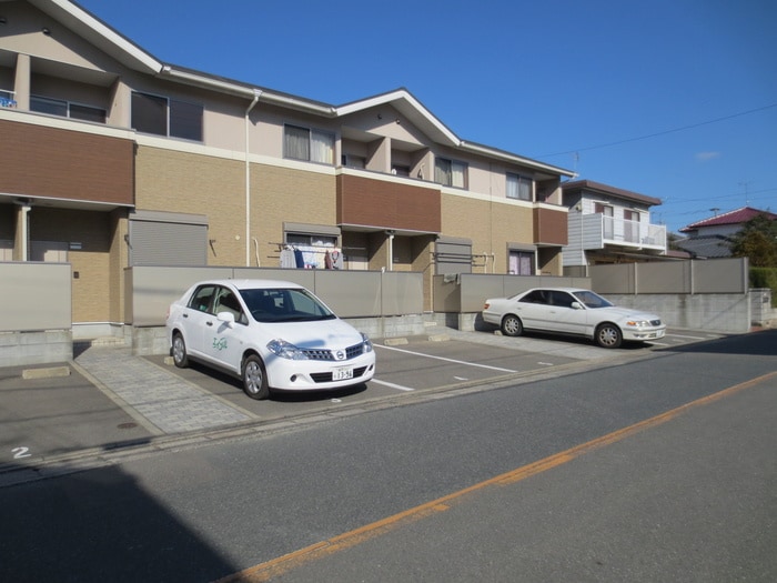 駐車場 メゾネット．エル