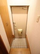 玄関 メゾネット．エル