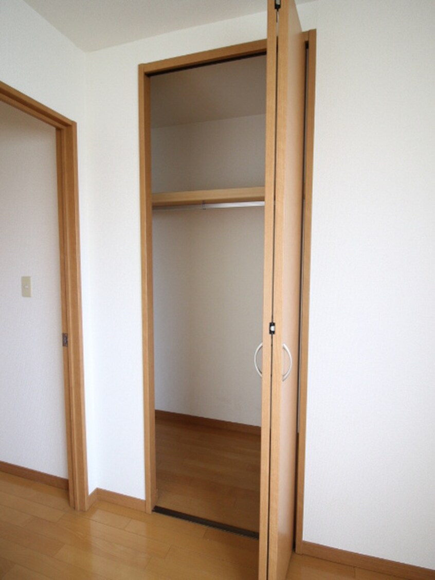 収納 メゾネット．エル