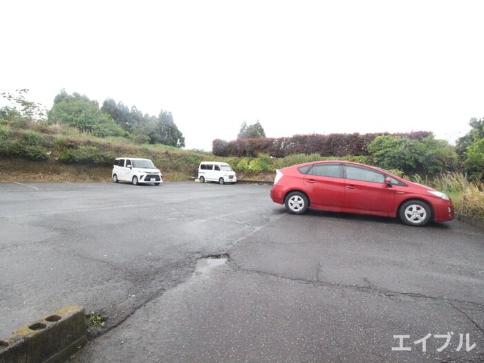 駐車場 印度屋ハイツ２