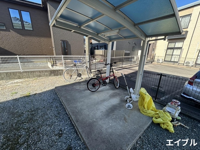 駐輪場 メゾン ドリーム