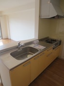 キッチン ピュア中通りⅡ