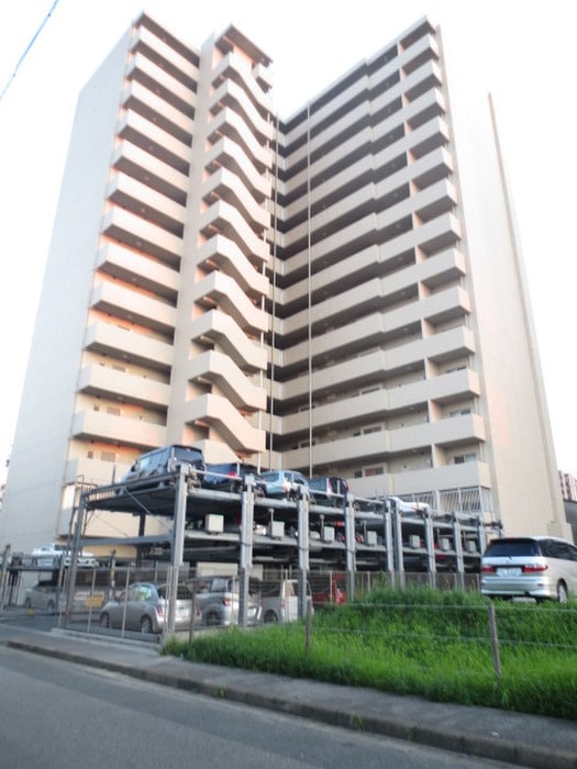 駐車場 セゾンドール貝塚