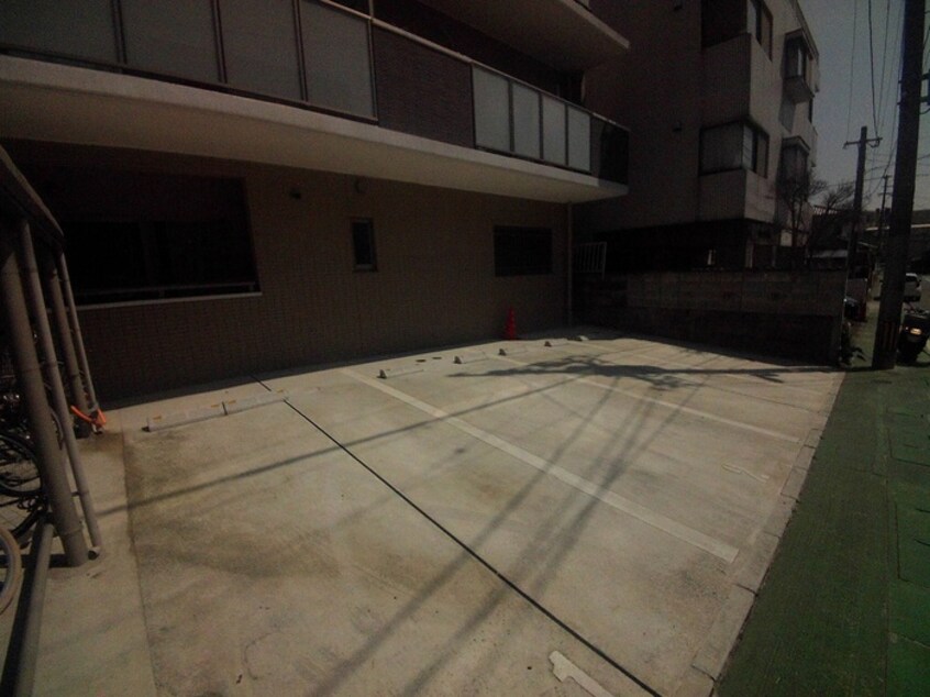 駐車場 ベルメゾン昭代エスト