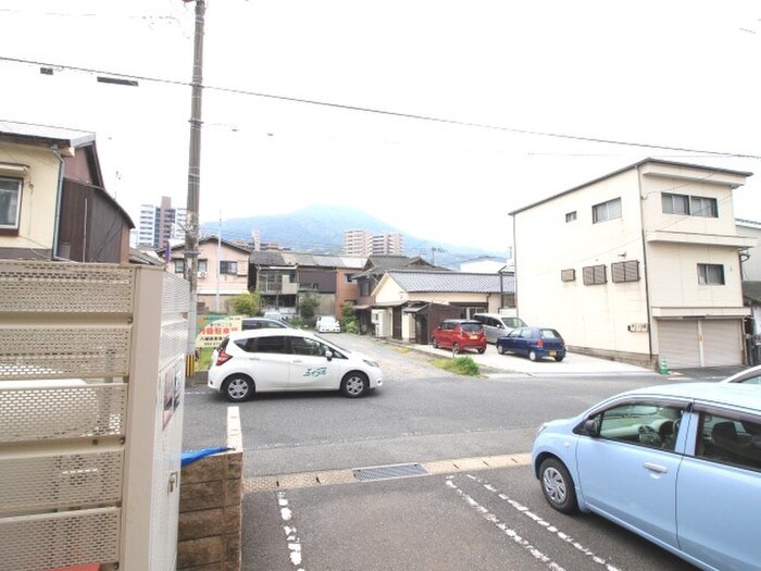 室内からの展望 aube 春の町（ｵｰﾌﾞﾊﾙﾉﾏﾁ）