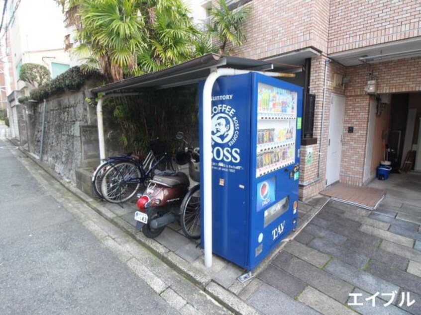 駐輪場 ハッピーフォーエバー六本松
