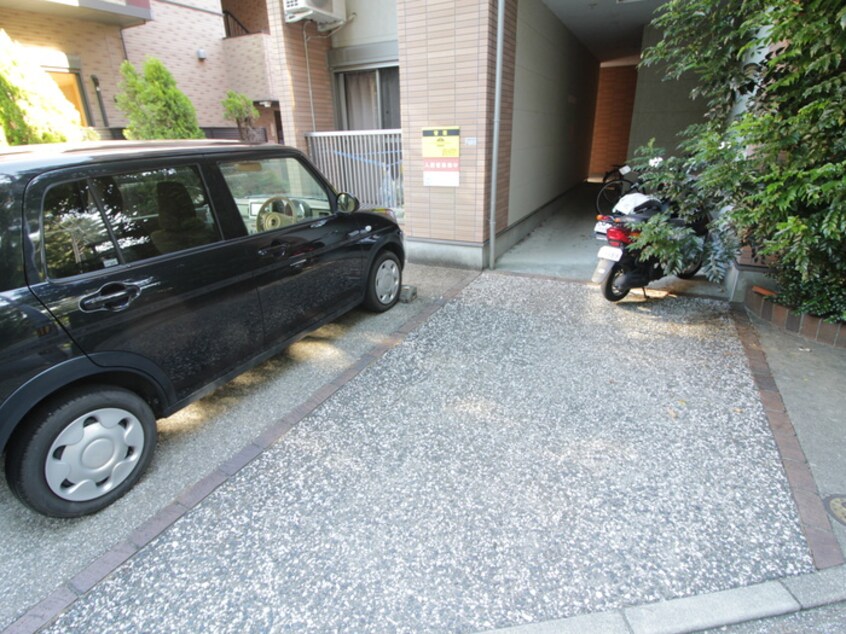 駐車場 Ｓｔａｇｅ生の松原