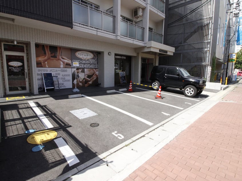 駐車場 ベルガモット門司駅前
