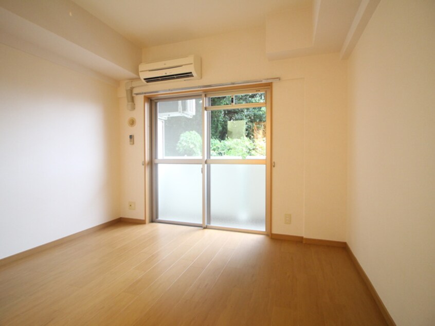 居室 ベルアンジュ愛宕