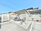 駐輪場 フラワ－・フォレスト