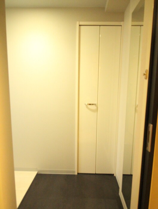 玄関 ヴァンドメール唐人