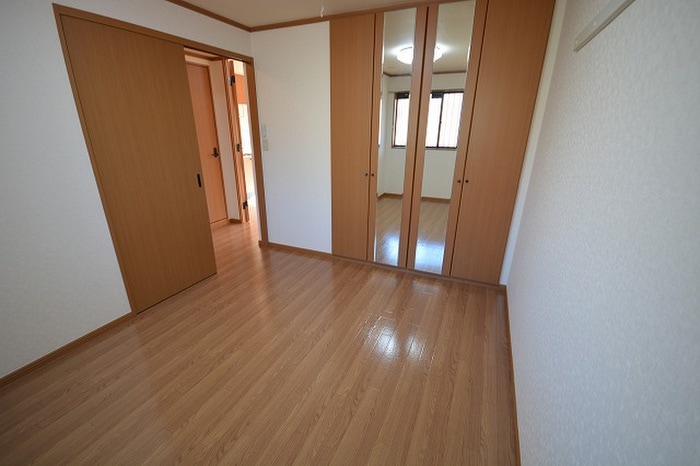 居室 グランド・ソレ－ユ