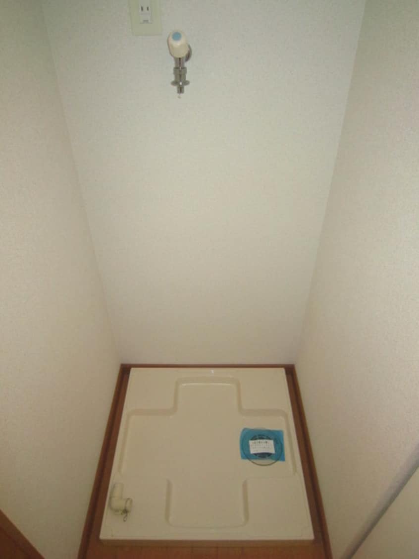 洗濯機置場 ＧＯＬＤＷＩＮＧ周船寺　Ⅱ