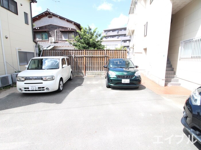 駐車場 アンダ－ロック大野城