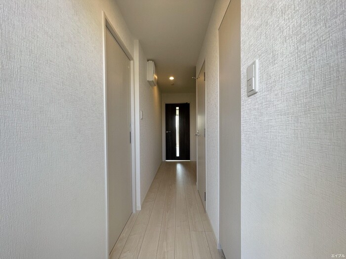 玄関 サヴォイ　ラ・シャンス（1401）