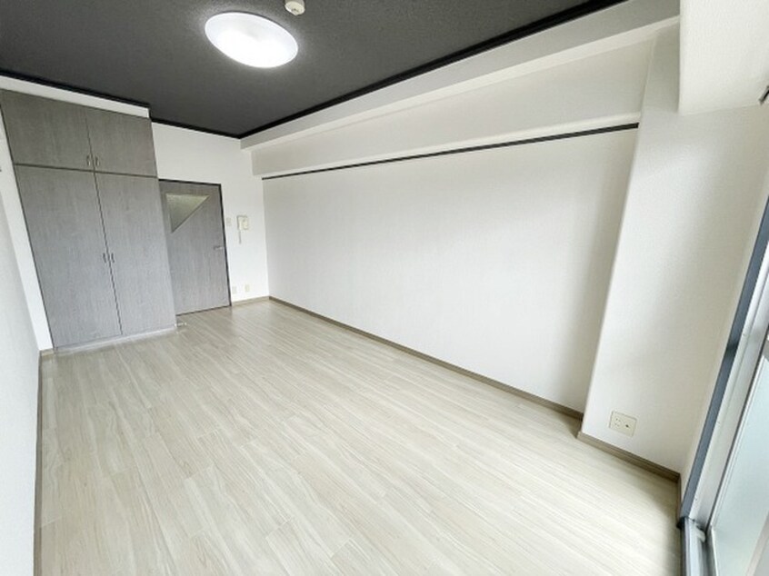 居室 ロイヤルトレンディ