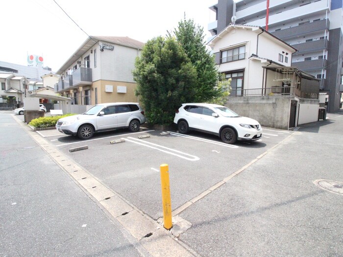 駐車場 チェリーブロッサム