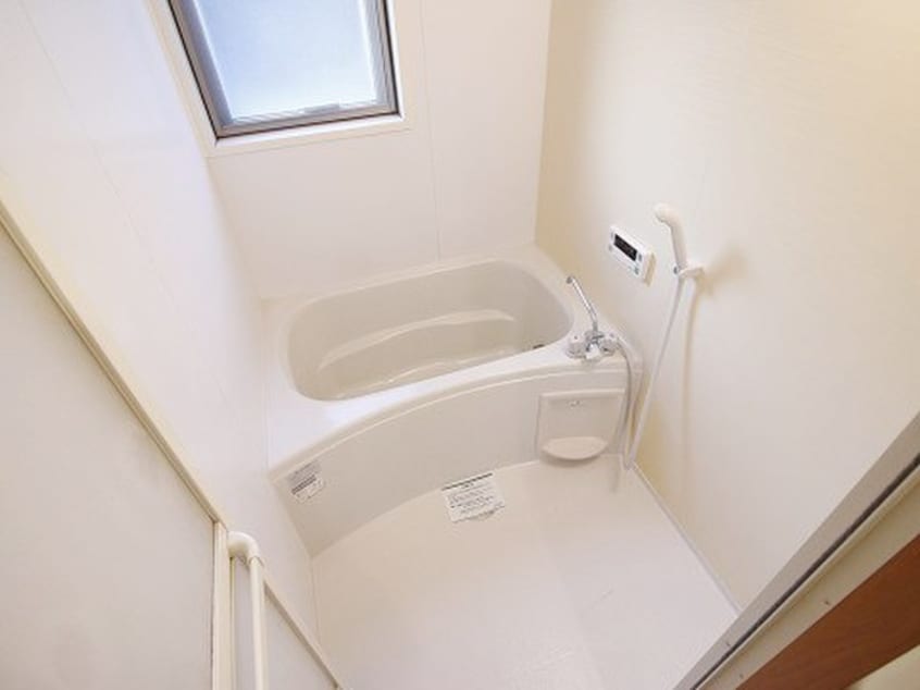 バス／シャワールーム等 エスベランサ南小倉Ⅱ