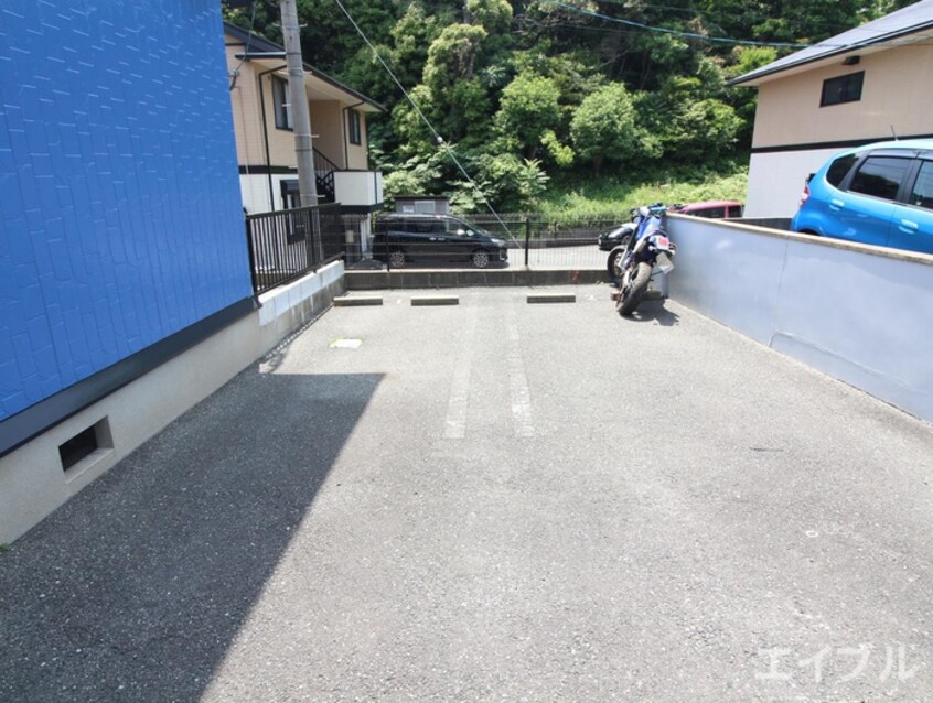 駐車場 アンビエンテ