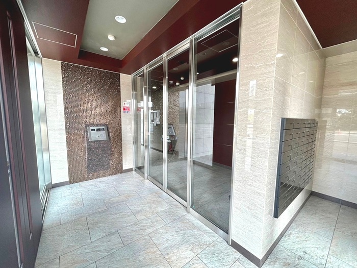 エントランス部分 グランデール