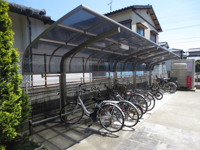 駐輪場 プライム