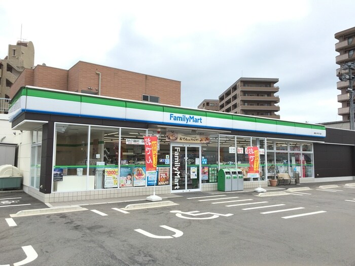 ファミリーマート(コンビニ)まで360m クレオン姪浜弐番館