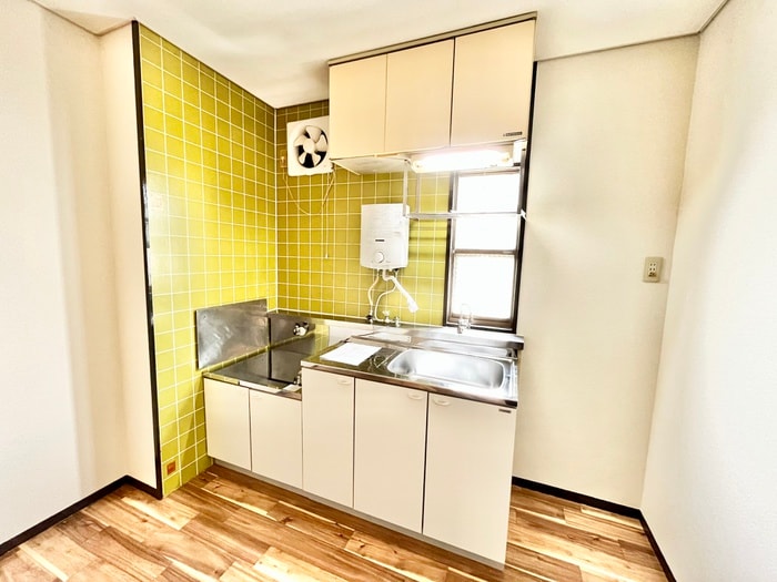 キッチン パレ－シャル菊入