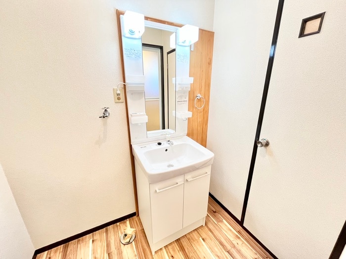 洗面 パレ－シャル菊入