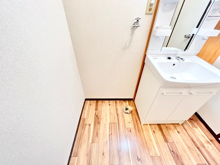 洗濯機置場 パレ－シャル菊入