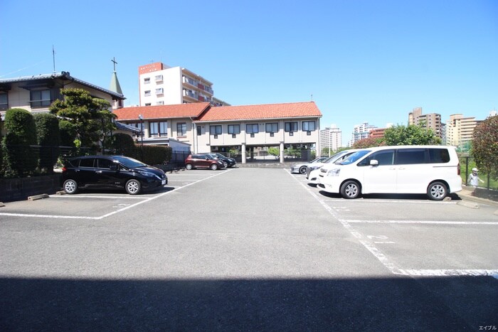 駐車場 グランシャリオ南大橋