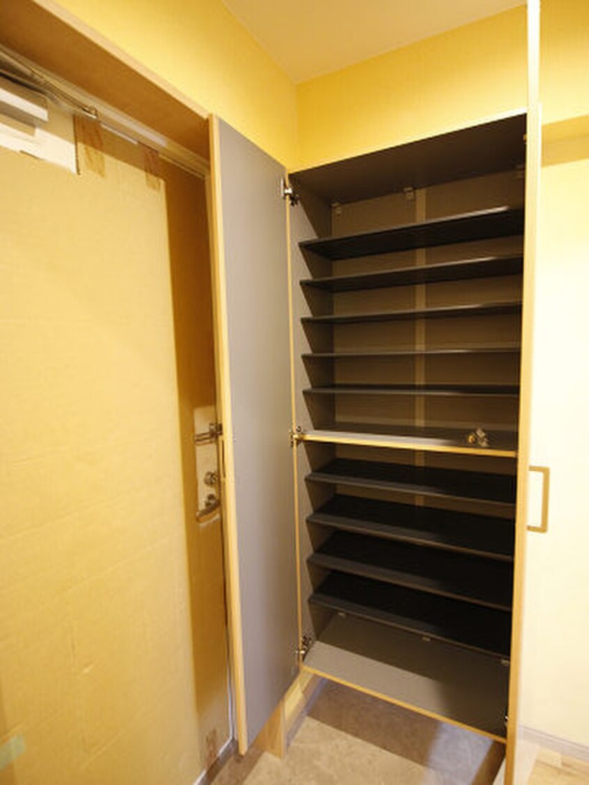 靴箱 ベルコモンズ