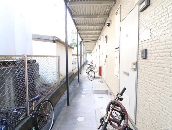 エントランス部分 マルミネ