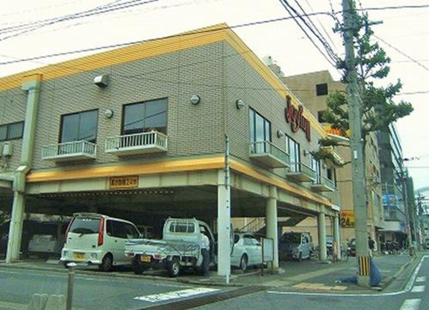 ジョイフル小倉熊本店(その他飲食（ファミレスなど）)まで344m クラヴィエ三萩野Ｆ