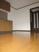 居室 ハ－モニ－ハイツＣ