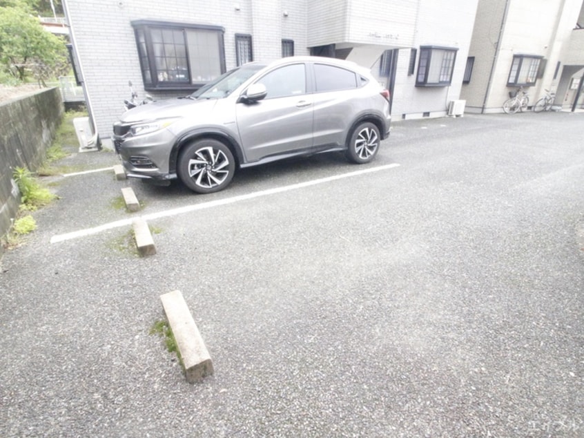 駐車場 ハ－モニ－ハイツＣ