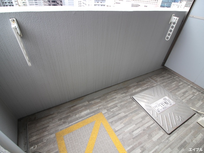 室内からの展望 エステ－ト・モア・天神サクセス