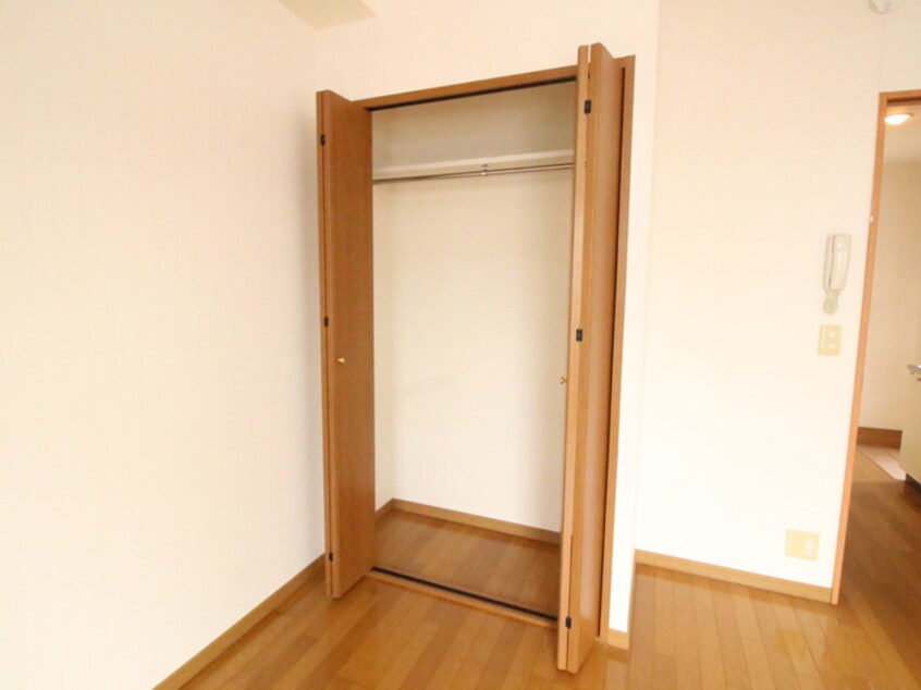 収納 シャトレーヌ諸岡