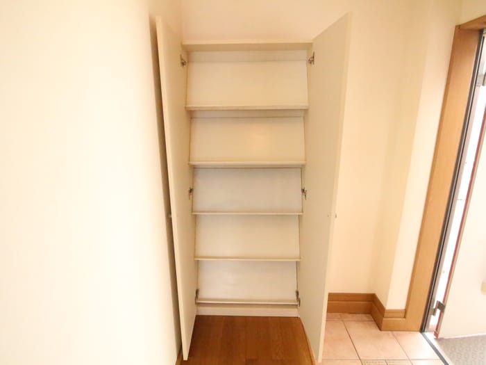 靴箱 シャトレーヌ諸岡