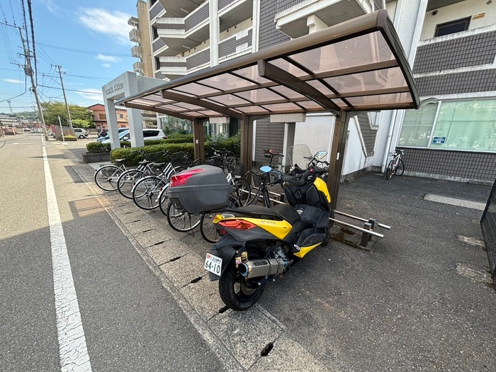 駐輪場 キャステールＴＡＫＡビル