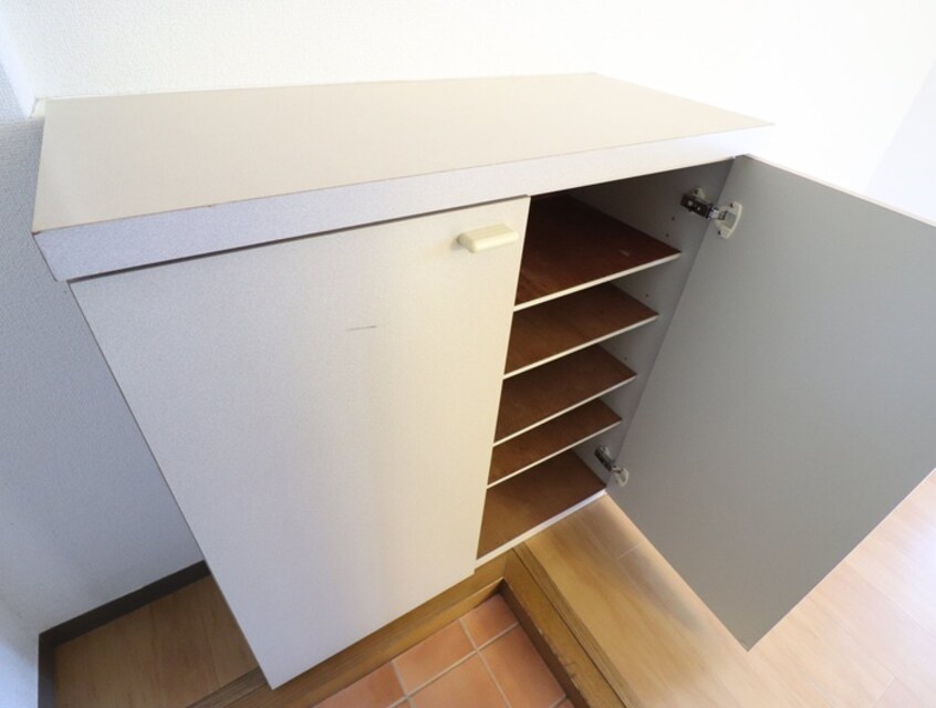 靴箱 インペリアル津屋崎