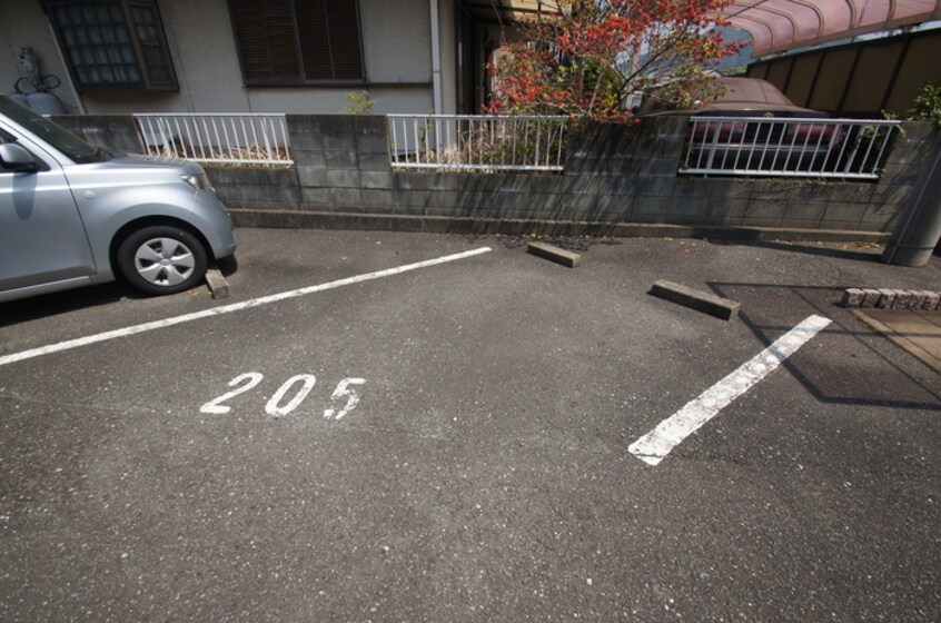 駐車場 フレグランスエイト