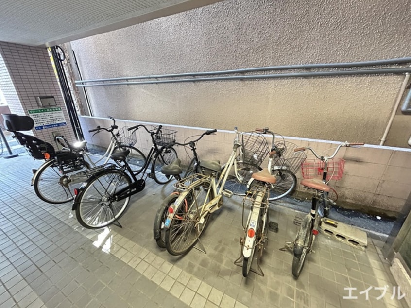 駐輪場 グレースイン高宮