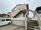 シャレーフロレスタの外観