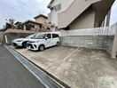 駐車場 シャレーフロレスタ
