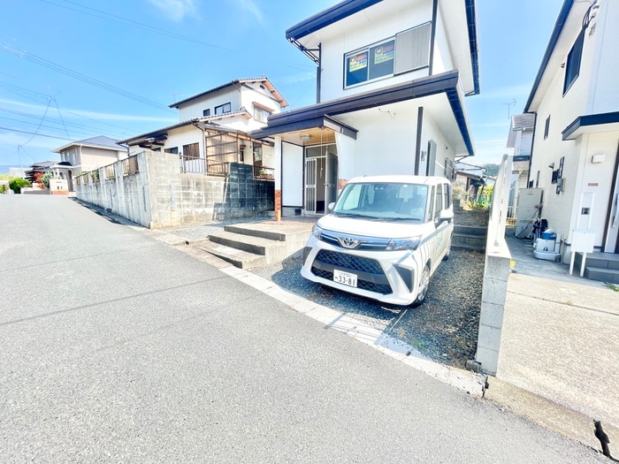 駐車場 上新入貸家