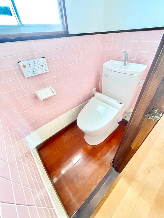 トイレ 上新入貸家